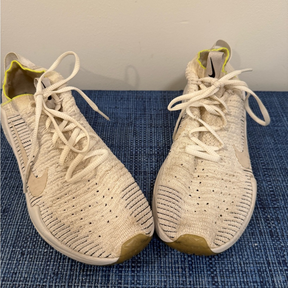 Nike Women's Beige and Yellow Sneakers